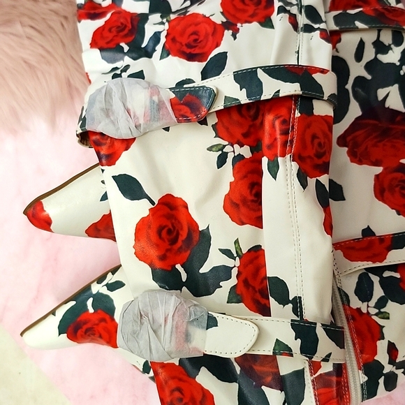 Brand New FLORAL STILETTO THIGH-HI BOOTS-6.5 - Picture 5 of 6